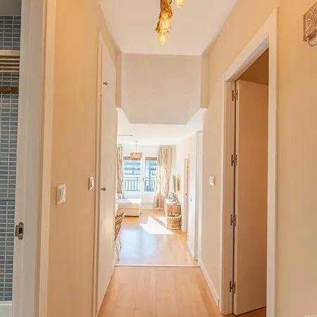 Hamsa Apartment